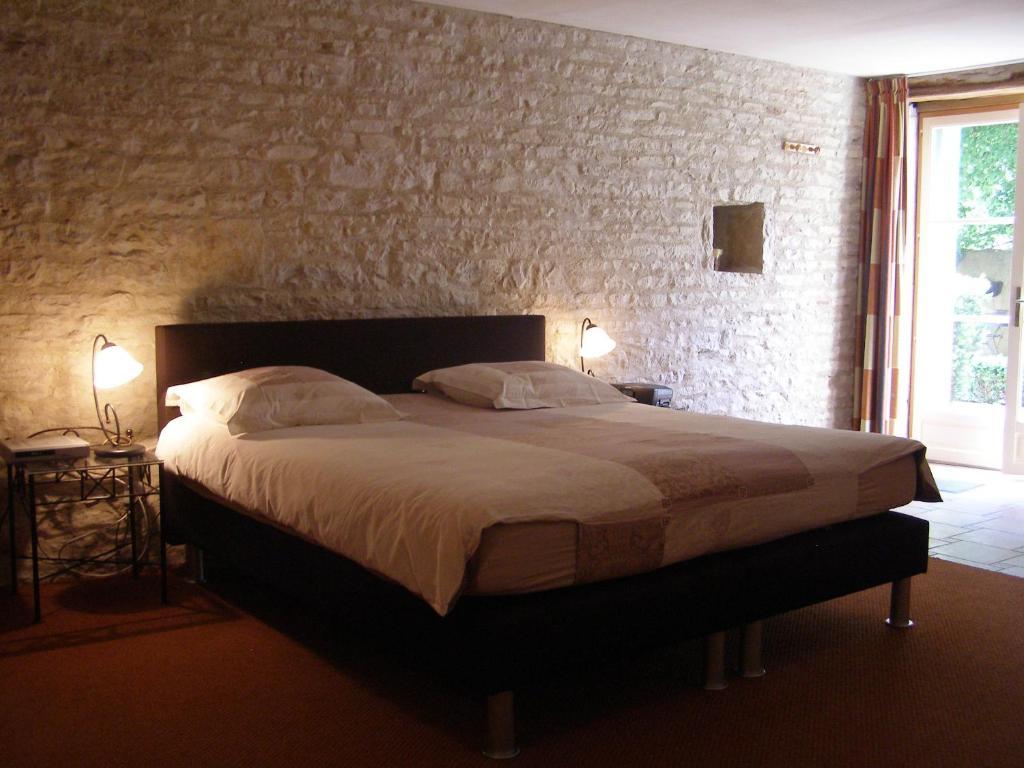 Charme Hotel La Dominotte Demigny Номер фото