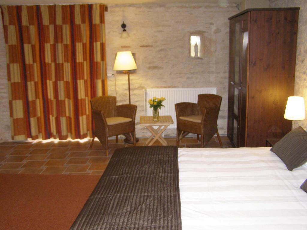 Charme Hotel La Dominotte Demigny Номер фото